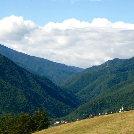 La Casa Sul Fiume *